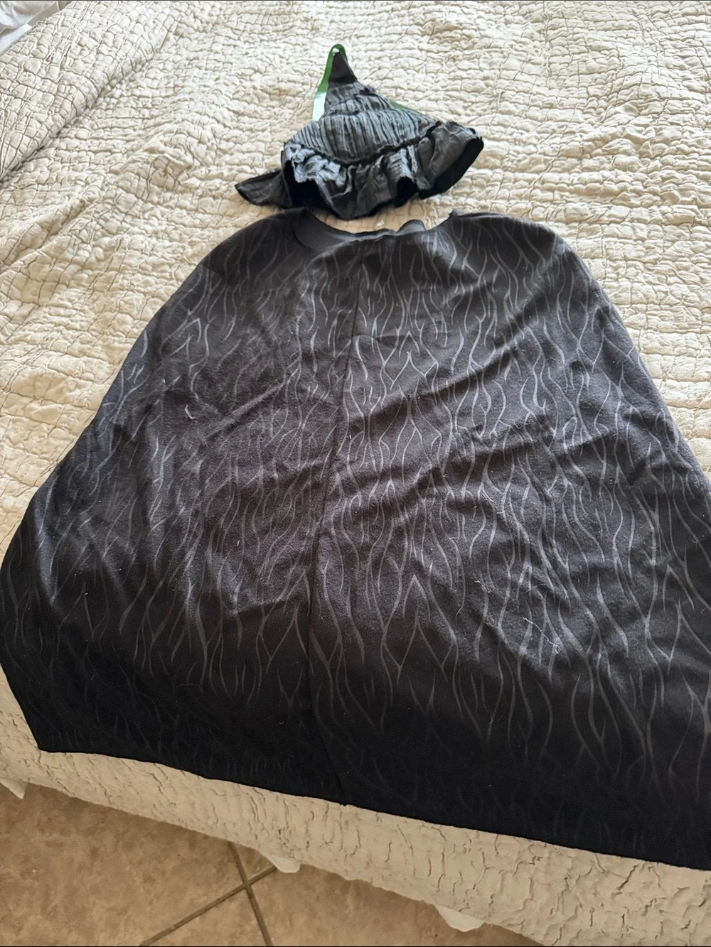 Wicked black cape Textured Long-Sleeve witches  costume  hat dress sz 4-6x new